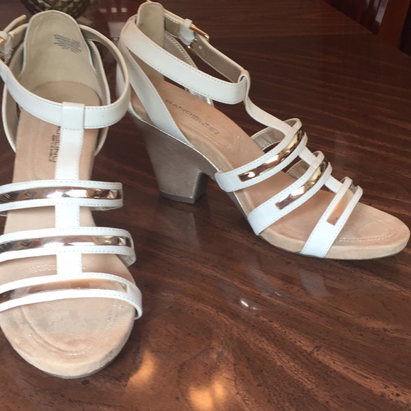 bandolino white sandals